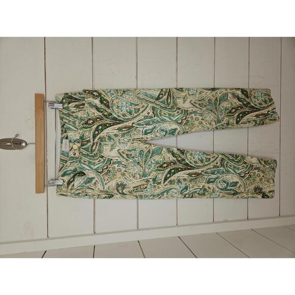 Chicos size 0.5 (6) blue white & green skimmer pants - Picture 1 of 3